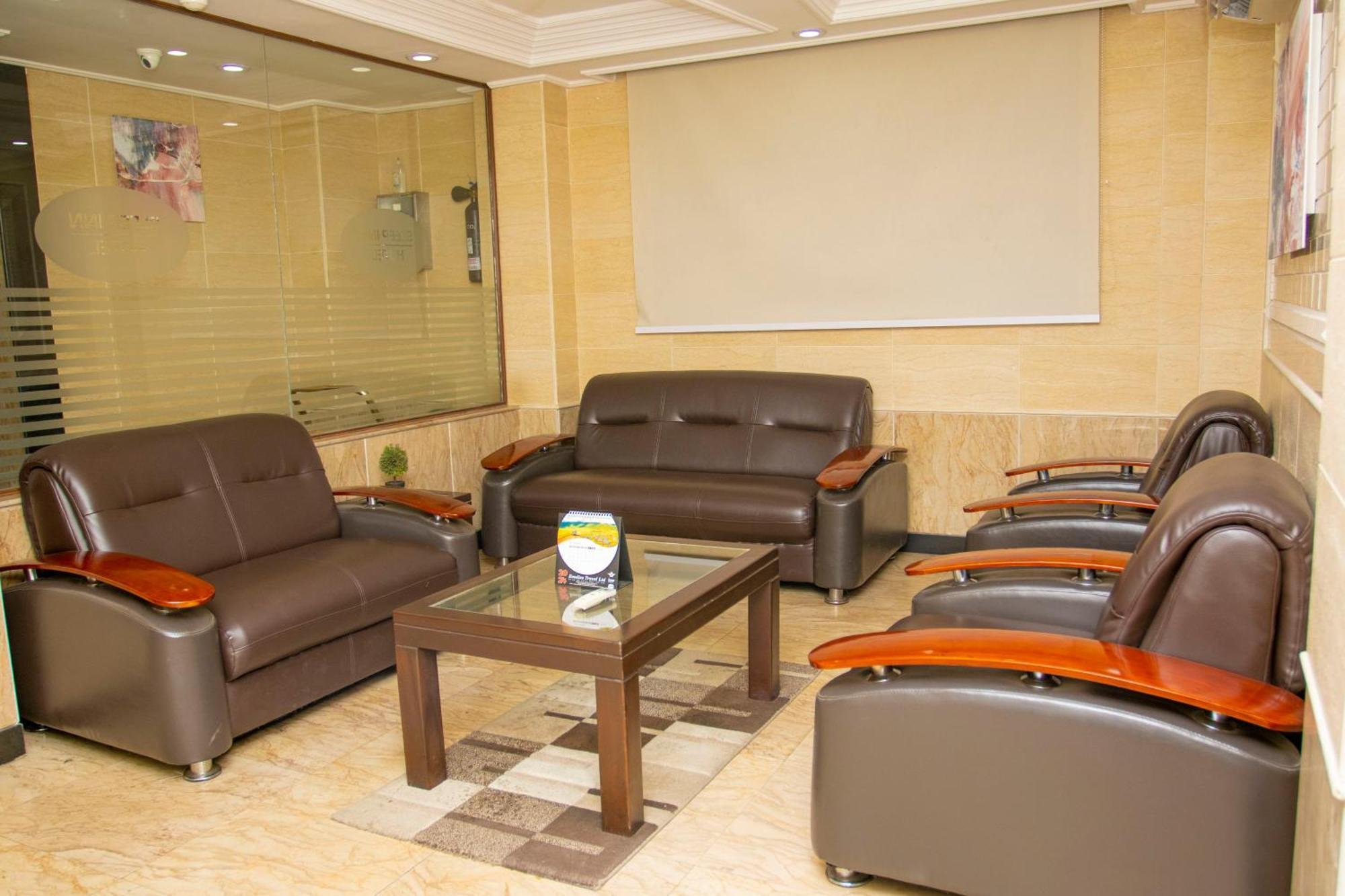 Sleep Inn Hotel - City Centre Dar es Salaam Buitenkant foto