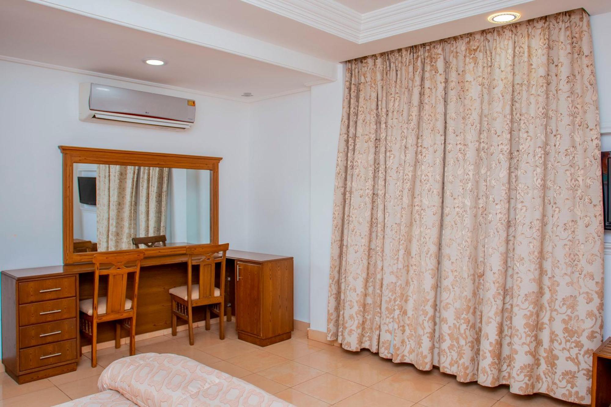 Sleep Inn Hotel - City Centre Dar es Salaam Buitenkant foto